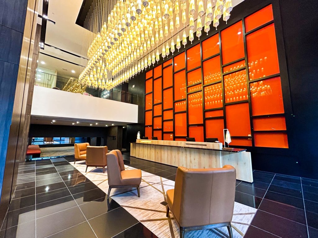 Starus Hotel - Lobby-min.jpg